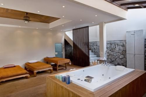 Rock Pool Villa3