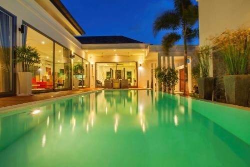 Villa Atoosa0