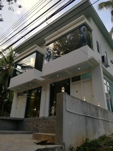Jungle White House 丛林小白宫 (Jungle White House)2