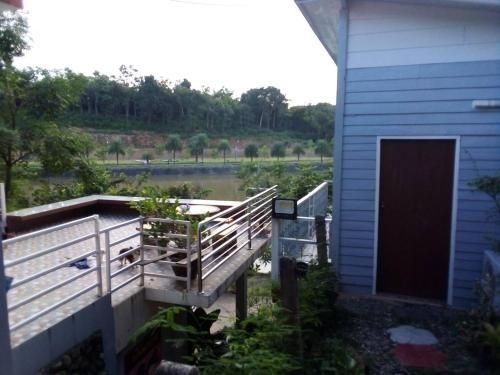 Home Poi1