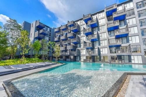 เดอะเดค คอนโดมิเนียม บาย ทริป เรสซิเดนซ์ (The Deck Condominium by Trip Residence)0