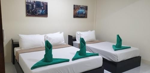 Royal Bamboo HOSTEL2