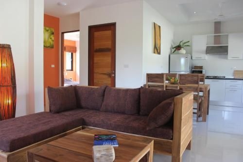 Blue Coconut House1