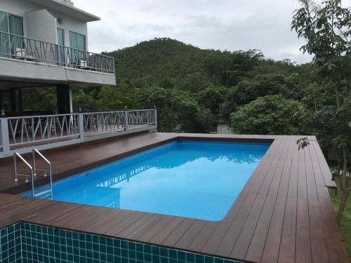 นอนนับดาว ริมภู รีสอร์ท (Norn Nab Dao Rimphu Resort)0