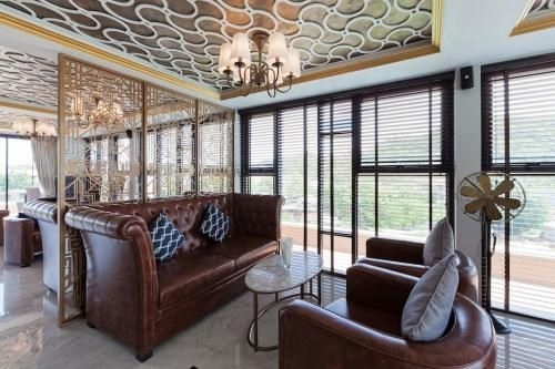 6-Ave Surin Apartment2