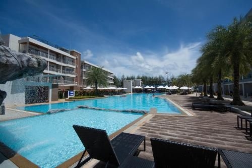 Grandblue Condominium 7081