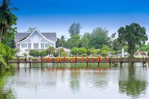 Phiphu Art and Gallery Boutique Sukhothai2