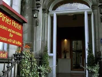 Piries Hotel1