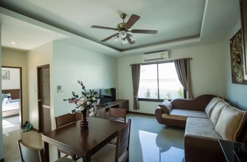 Xing Chen Pool Villa2