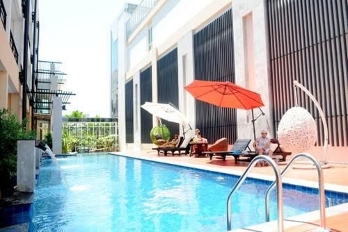 ดิ โอ วาเลย์ โฮเต็ล (The O Valley Hotel)0