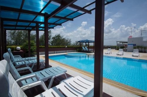 Avatara Condo B242