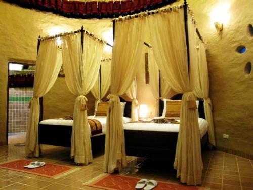 น้ำแร่แม่วางไพรินทร์ รีสอร์ท (Namrae Maewang Phairin Resort)0