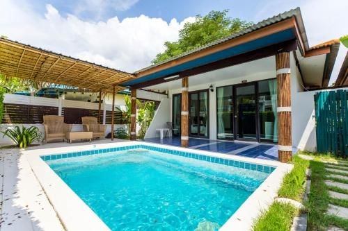Scaperesort1