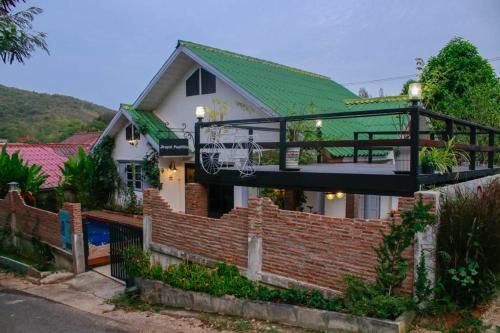 Jirapat40