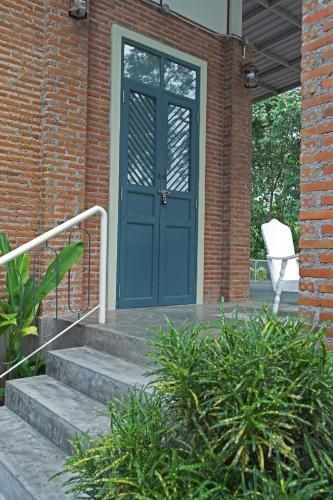 Baan Karm poo Uthaithani1