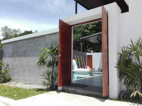 Sand House0