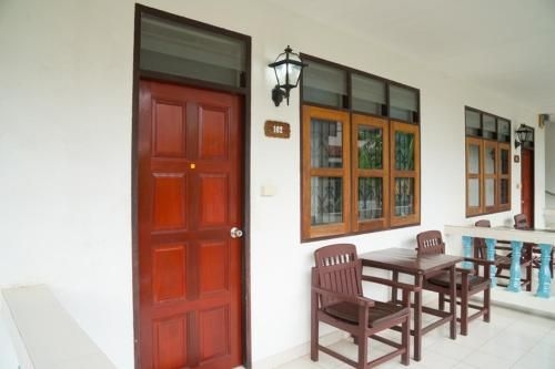 Weekender Bungalow2