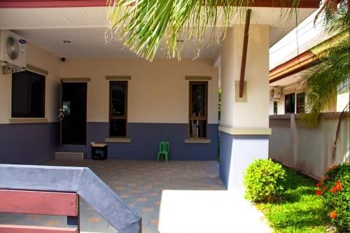 Big Comfortable Villa4
