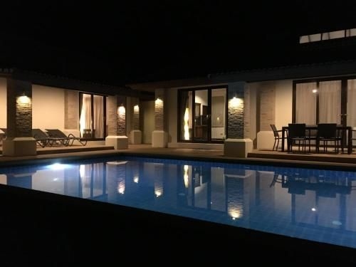 Villa Mae Thorani2