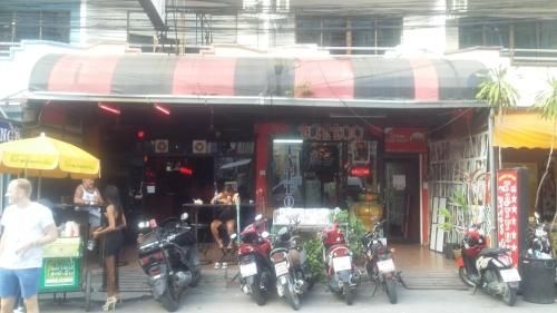 Le Private3