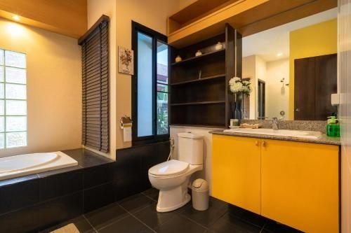 Pool Villa with Parking, WiFi, King-beds3