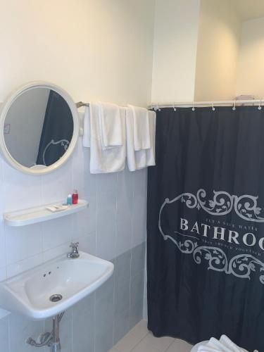 perfect room for couples3