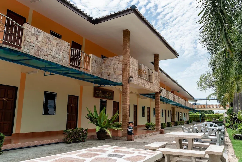 P.N. Gold Resort2