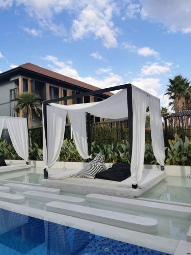 เดอะ ภีม โฮเทล (The Peem Hotel)2