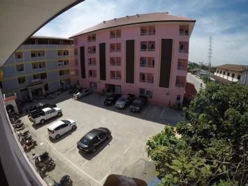 Bun Som Apartment0