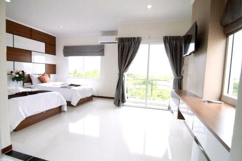 โรงแรมทีทีที (TTT Hotel)2