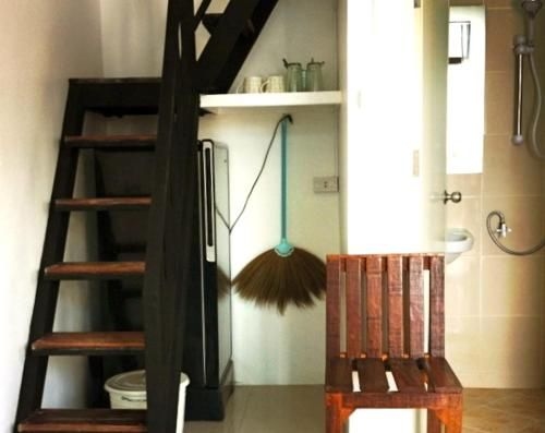 Little House for 32