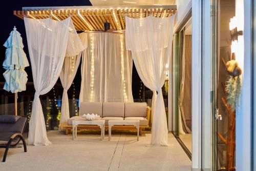 Magic one suites1