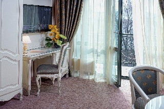 Savoy2