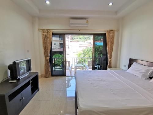 Sanguanporn Apartment0
