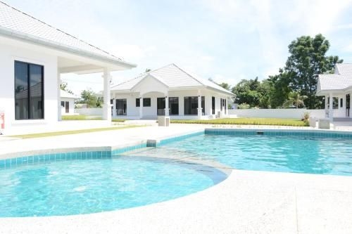 แมงโก้บีช รีสอร์ท ไทยแลนด์ (Mango Beach Resort Thailand)0