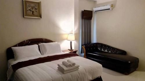 สราญรมย์ รีสอร์ท (Saranrom Resort)2