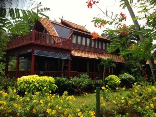 Petchpailin Resort1