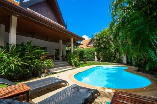 Romanee Villa0