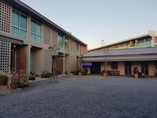 Mon-Dee Mini Hotel4