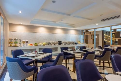 GLOW Sukhumvit 52