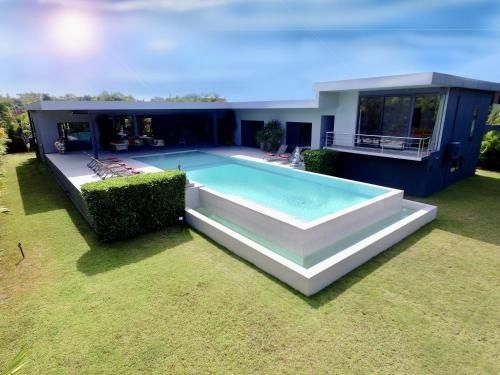 Villa Mayacol0