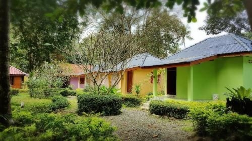 The Sunflower Bungalows0