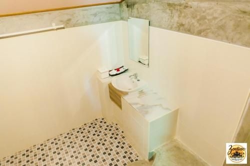 Zodiac Beach Resort3