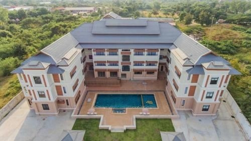 เอสตะวัน โฮเต็ล แอนด์ คอนเวนชั่น (S-Tawan Hotel & Convention)0