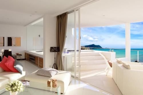 Pure sunset beach condominium0