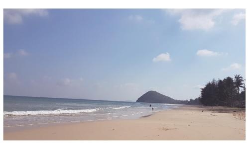 ตะวันรีสอร์ต (Tawan Resort)3