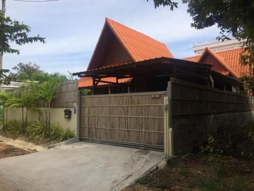 Baan Mai1