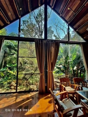 Voraman Hut1