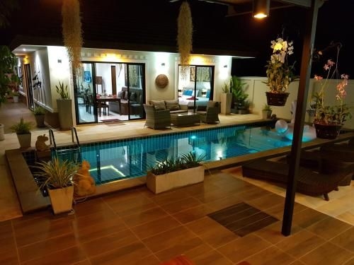 Sila Thai Pool Villa0