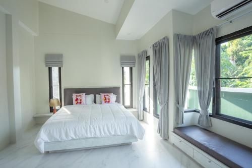 Nua Tone pool villa1